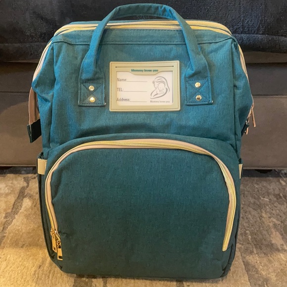 Amazing expandable Diaper bag - Picture 1 of 7